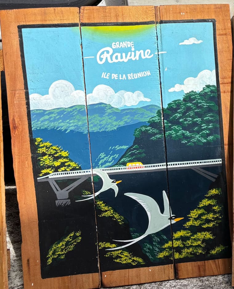 Petit Tablo peint à la main : le pont de la Grande Ravine et un paille-en-queue, Sabaguina, Saint-Leu