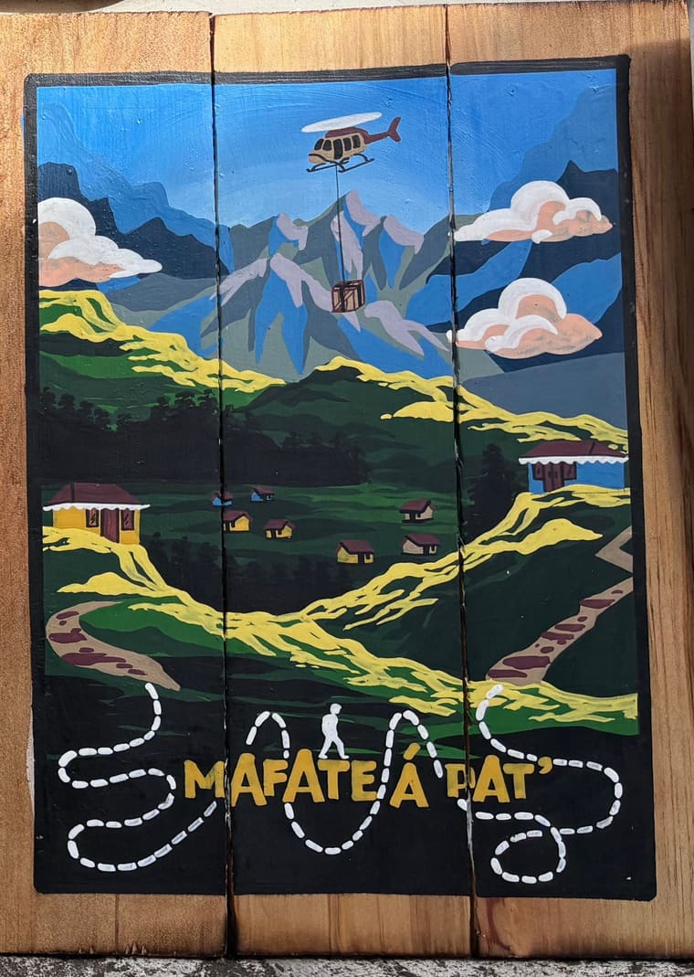 Petit Tablo peint à la main : Mafate et son hélicoptère de ravitaillement, Sabaguina, Saint-Leu